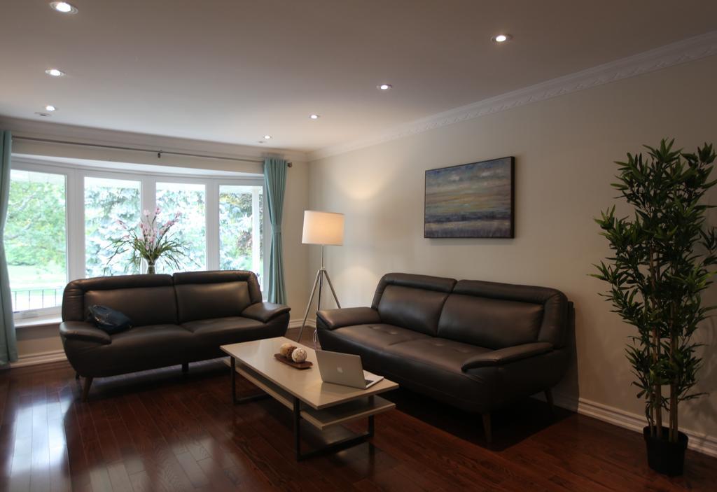 多伦多邓肯公园民宿 Toronto Duncan Park Guesthouse Buitenkant foto