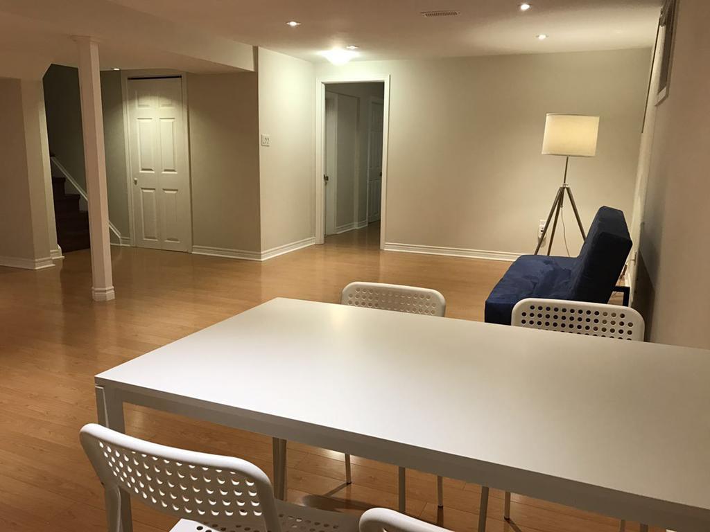 多伦多邓肯公园民宿 Toronto Duncan Park Guesthouse Buitenkant foto