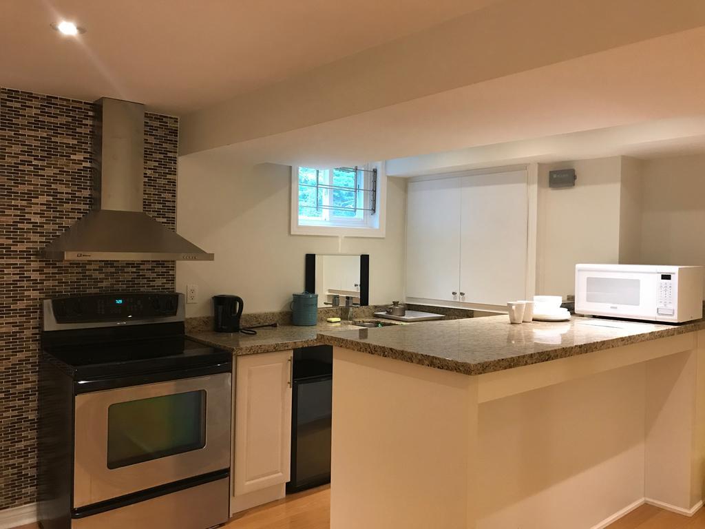 多伦多邓肯公园民宿 Toronto Duncan Park Guesthouse Buitenkant foto